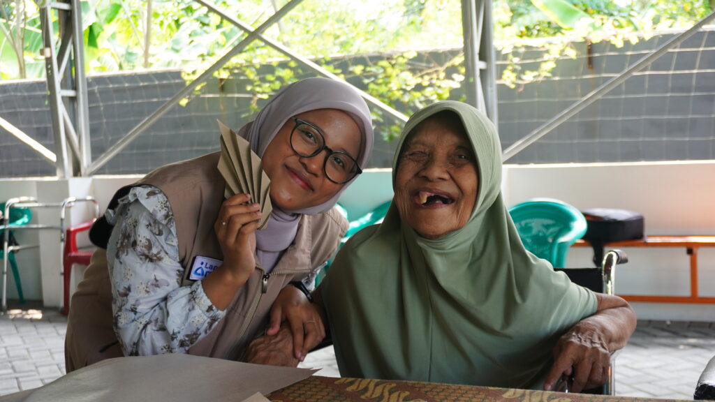 Ujian Berbakti Itu Datang Lebih Kencang Ketika Orang Tua Semakin Menua