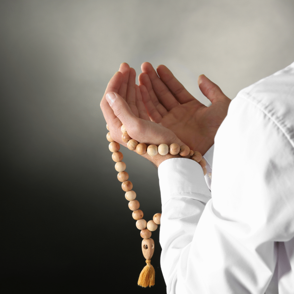 Allah SWT Sesuai Prasangka Hamba-Nya, Maka Yakinlah Bahwa Panggilan Allah Untuk Ke Baitullah Itu Akan Datang Tepat Pada Waktu Terbaik-Nya